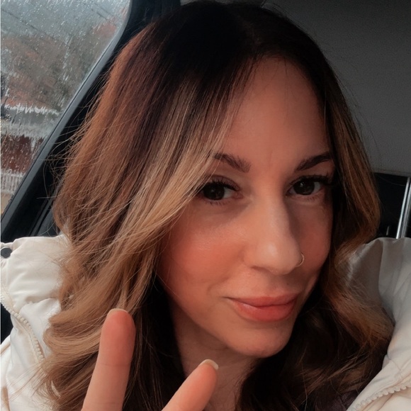 💋Welcome to my Closet💋 - Picture 2 of 2